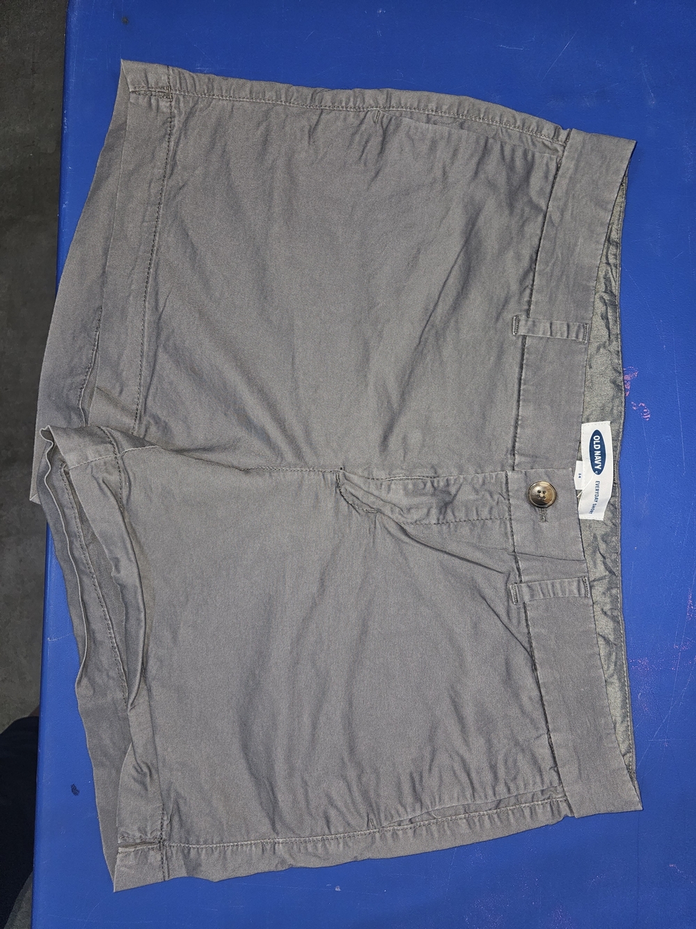 Old Navy Women's Light Gray Flat Front Shorts